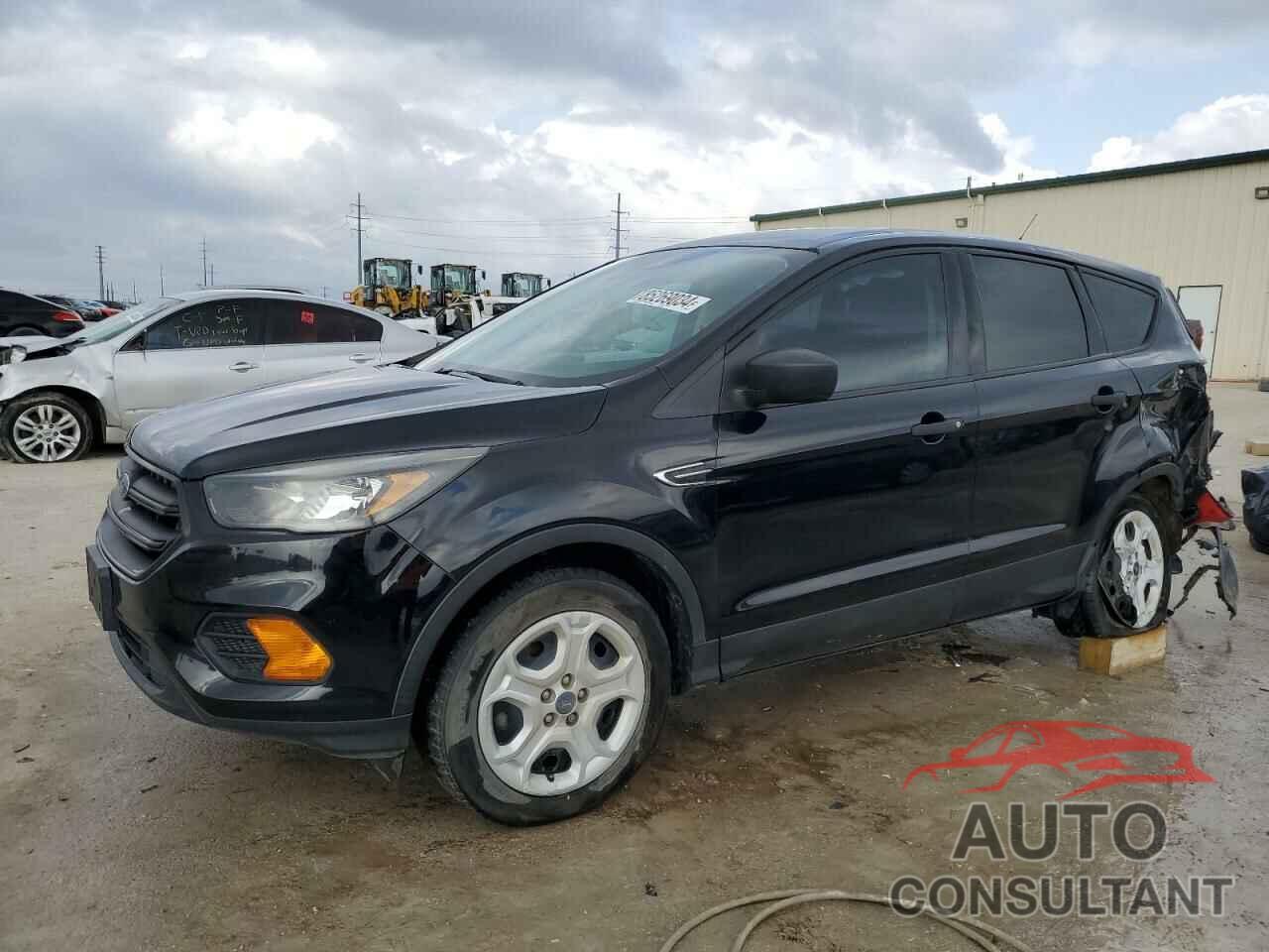FORD ESCAPE 2018 - 1FMCU0F74JUC05736
