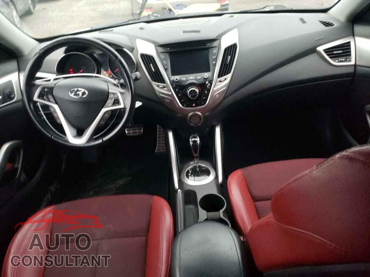 HYUNDAI VELOSTER 2013 - KMHTC6AD7DU135608