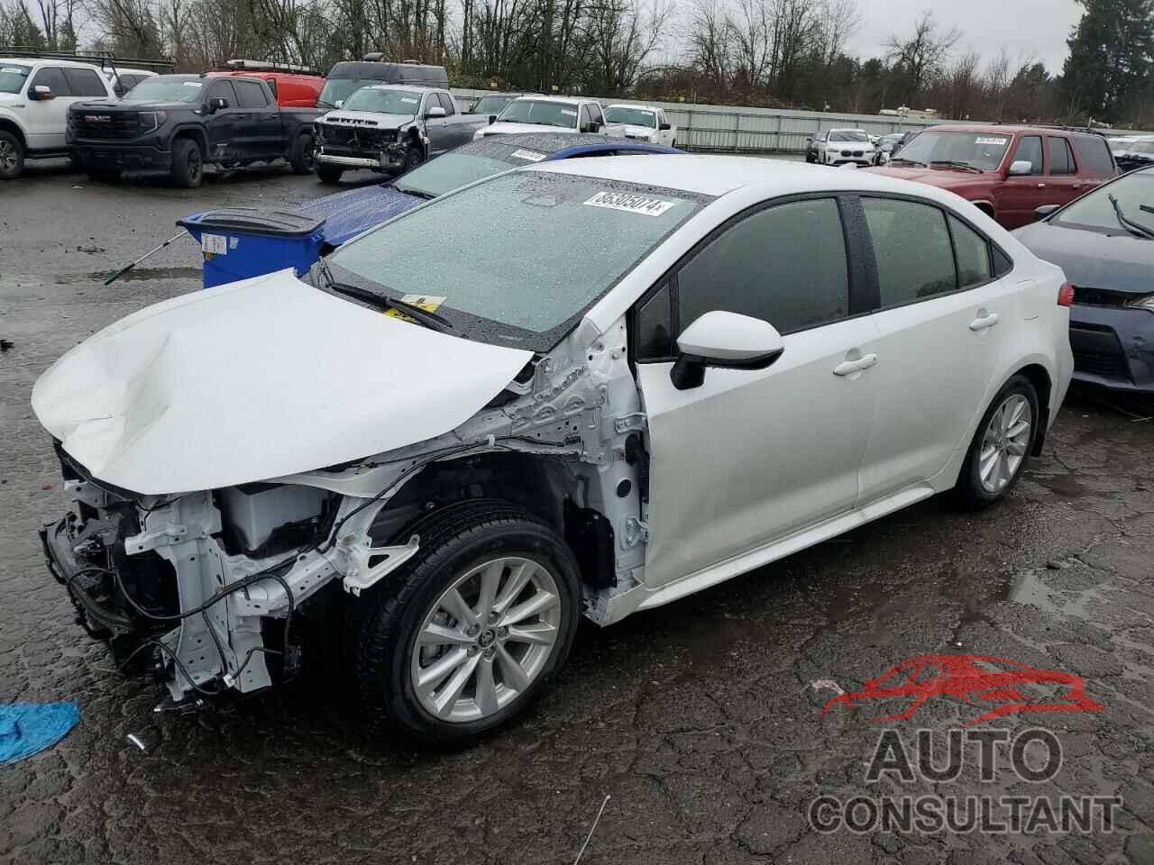TOYOTA COROLLA 2024 - JTDBCMFE2R3061985