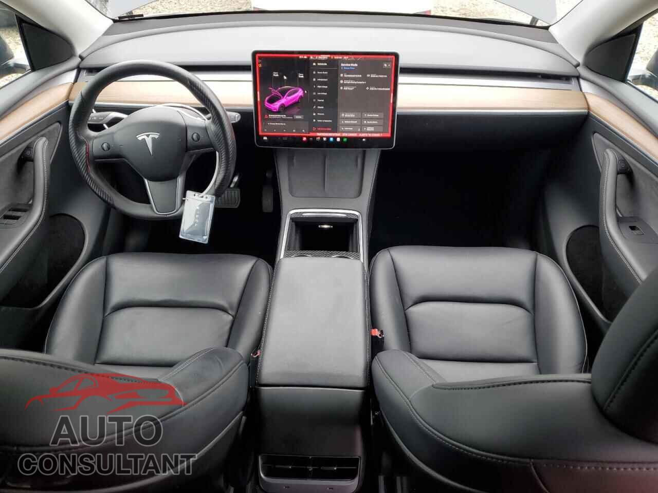 TESLA MODEL Y 2024 - 7SAYGDED3RF107045