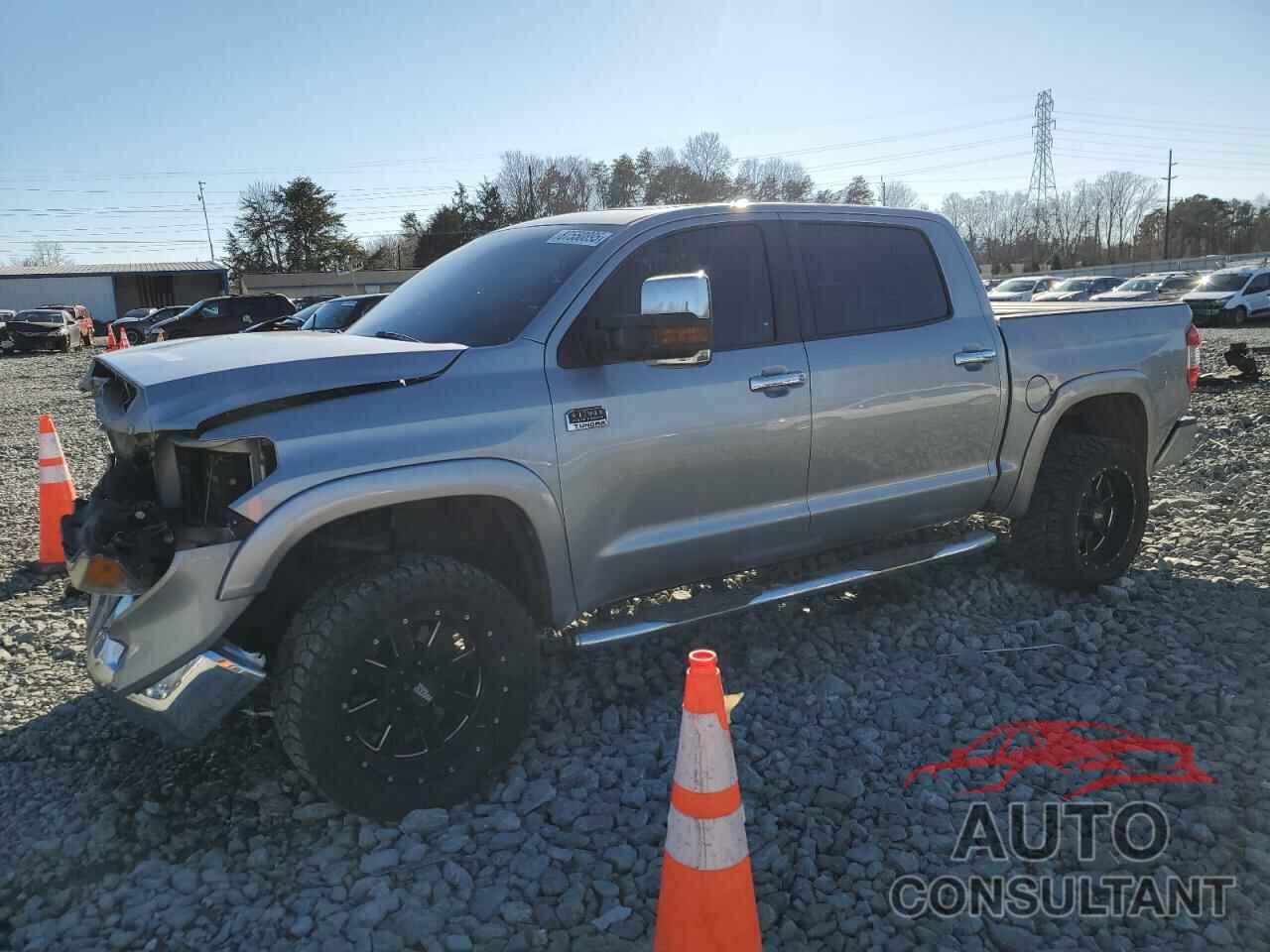 TOYOTA TUNDRA 2017 - 5TFAW5F11HX635666