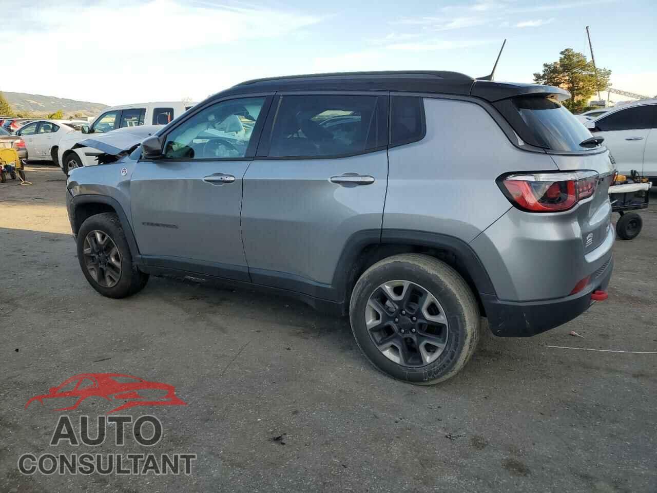 JEEP COMPASS 2018 - 3C4NJDDB2JT174596
