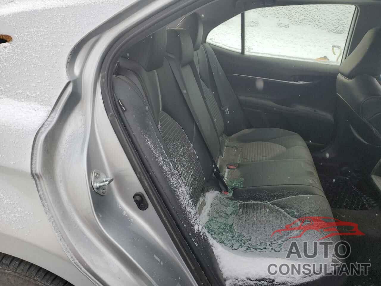 TOYOTA CAMRY 2021 - 4T1B21HK4MU015531
