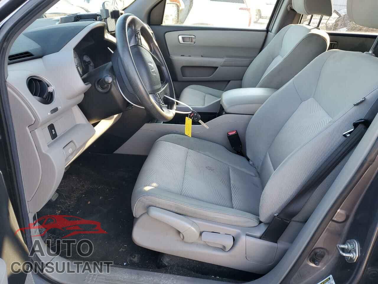 HONDA PILOT 2014 - 5FNYF4H21EB011418