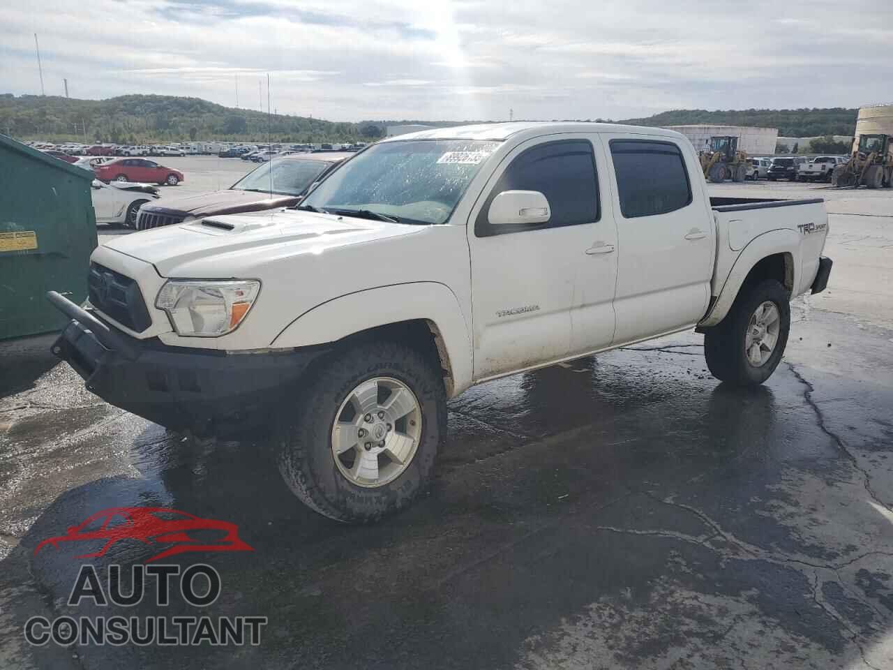 TOYOTA TACOMA 2015 - 3TMLU4EN9FM196670