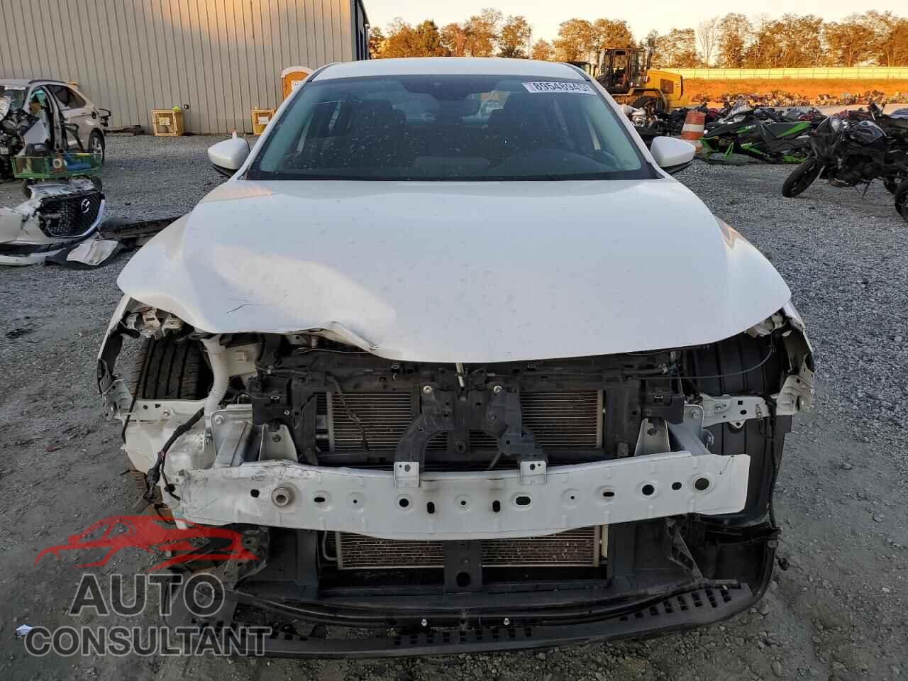 MAZDA 3 2019 - 3MZBPABL0KM111386
