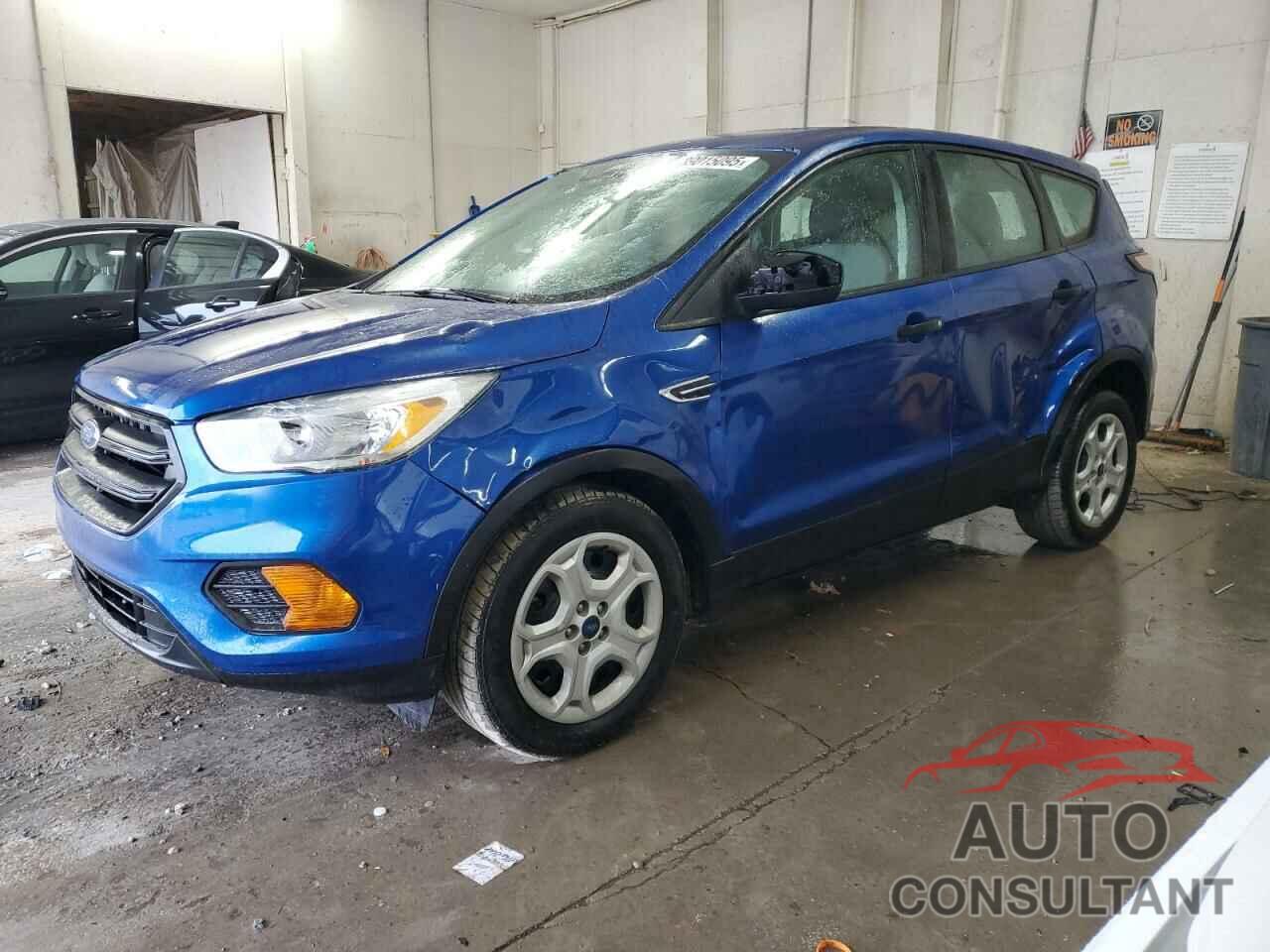 FORD ESCAPE 2017 - 1FMCU0F74HUC71875