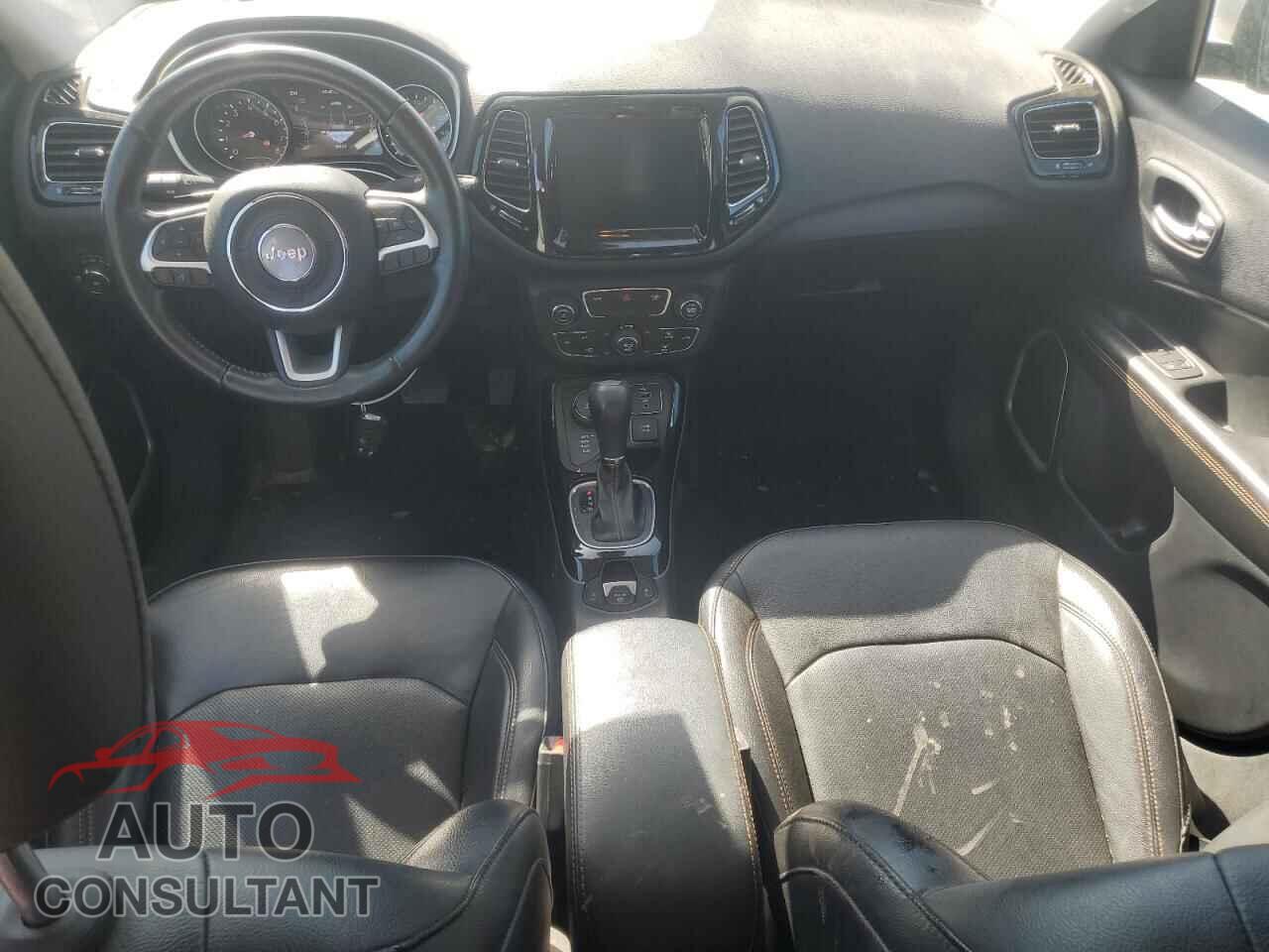 JEEP COMPASS 2020 - 3C4NJDCB2LT138847