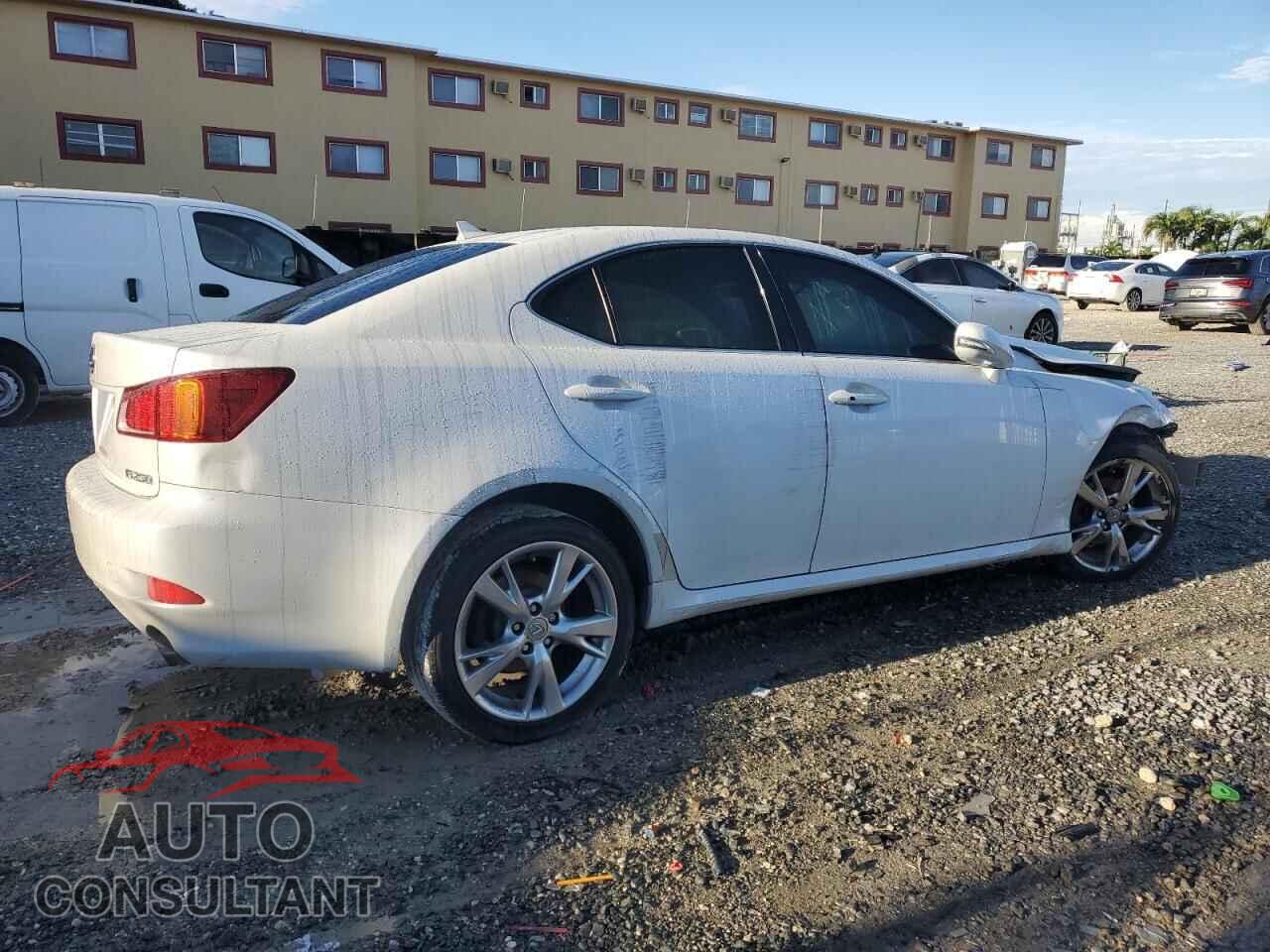 LEXUS IS 2010 - JTHBF5C28A5117085
