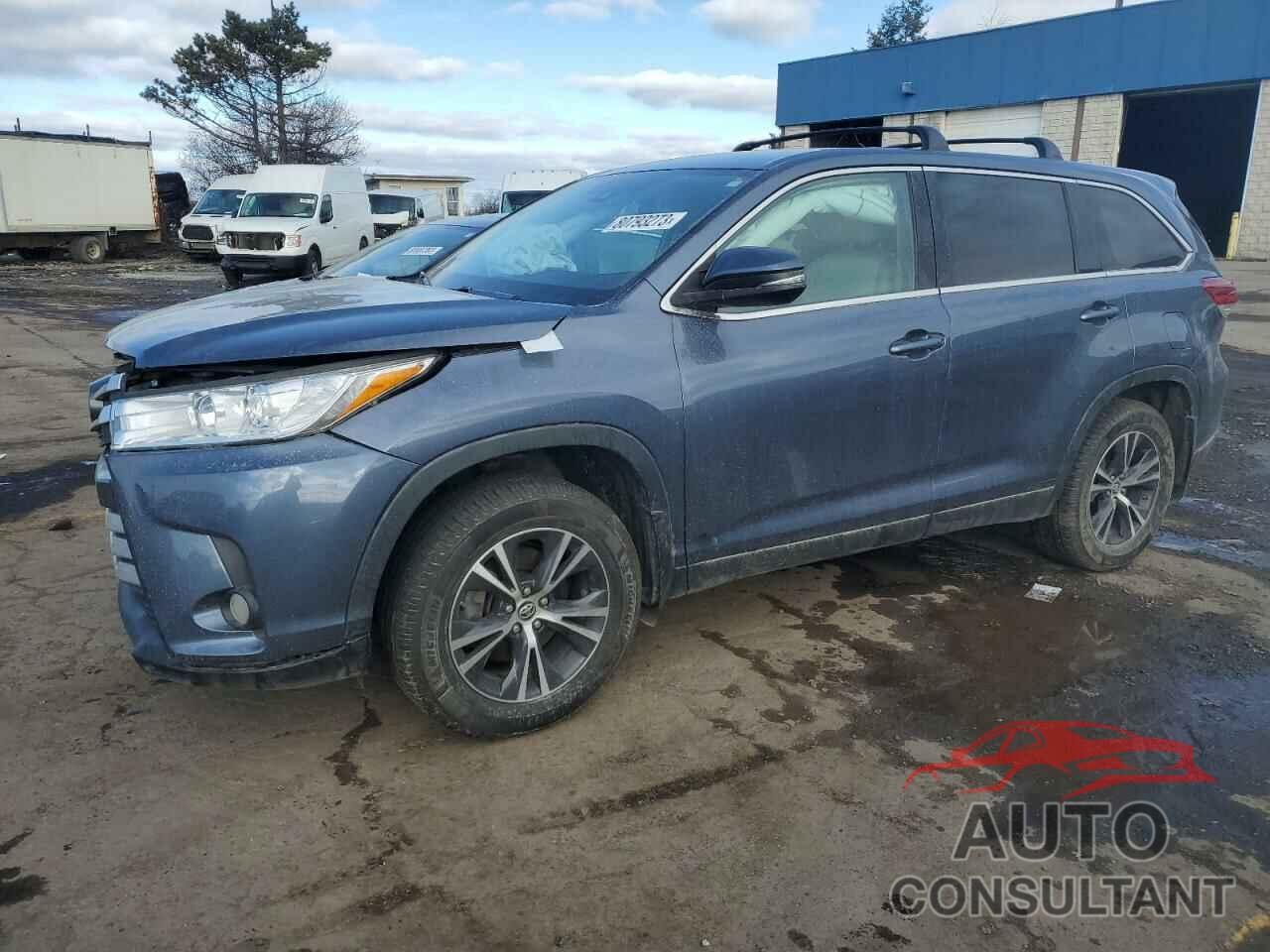 TOYOTA HIGHLANDER 2019 - 5TDBZRFH3KS735569