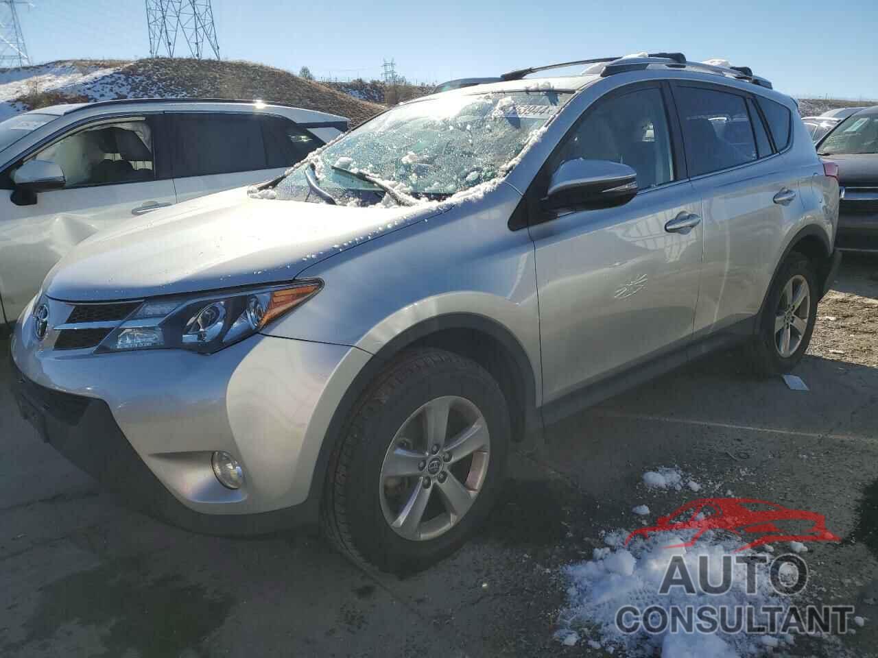 TOYOTA RAV4 2015 - JTMRFREV4FJ045153