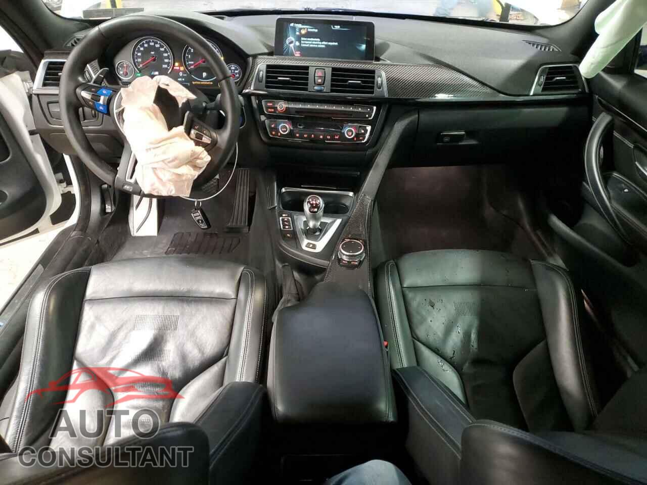 BMW M4 2016 - WBS3R9C52GK335802