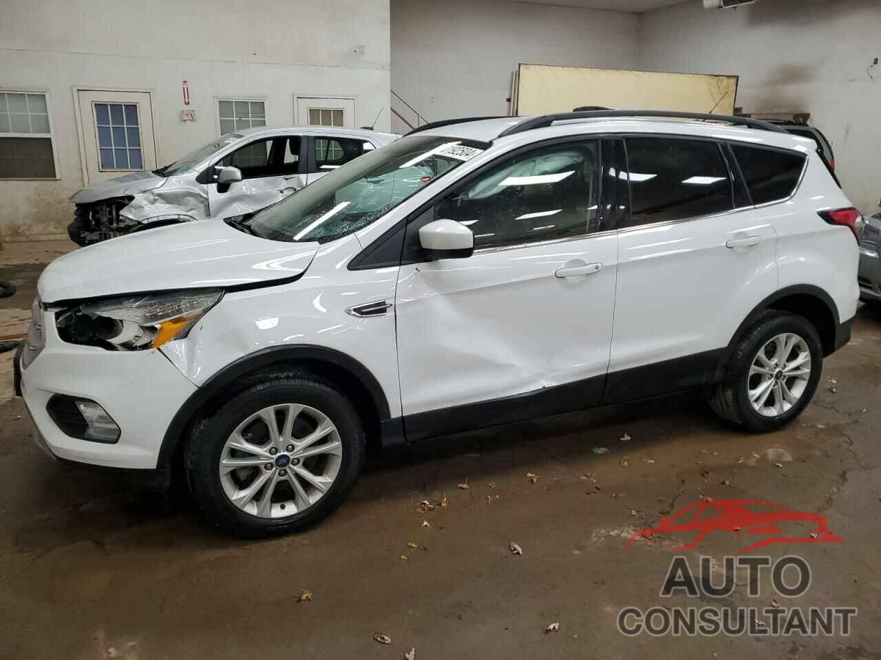 FORD ESCAPE 2018 - 1FMCU9GD2JUB02131