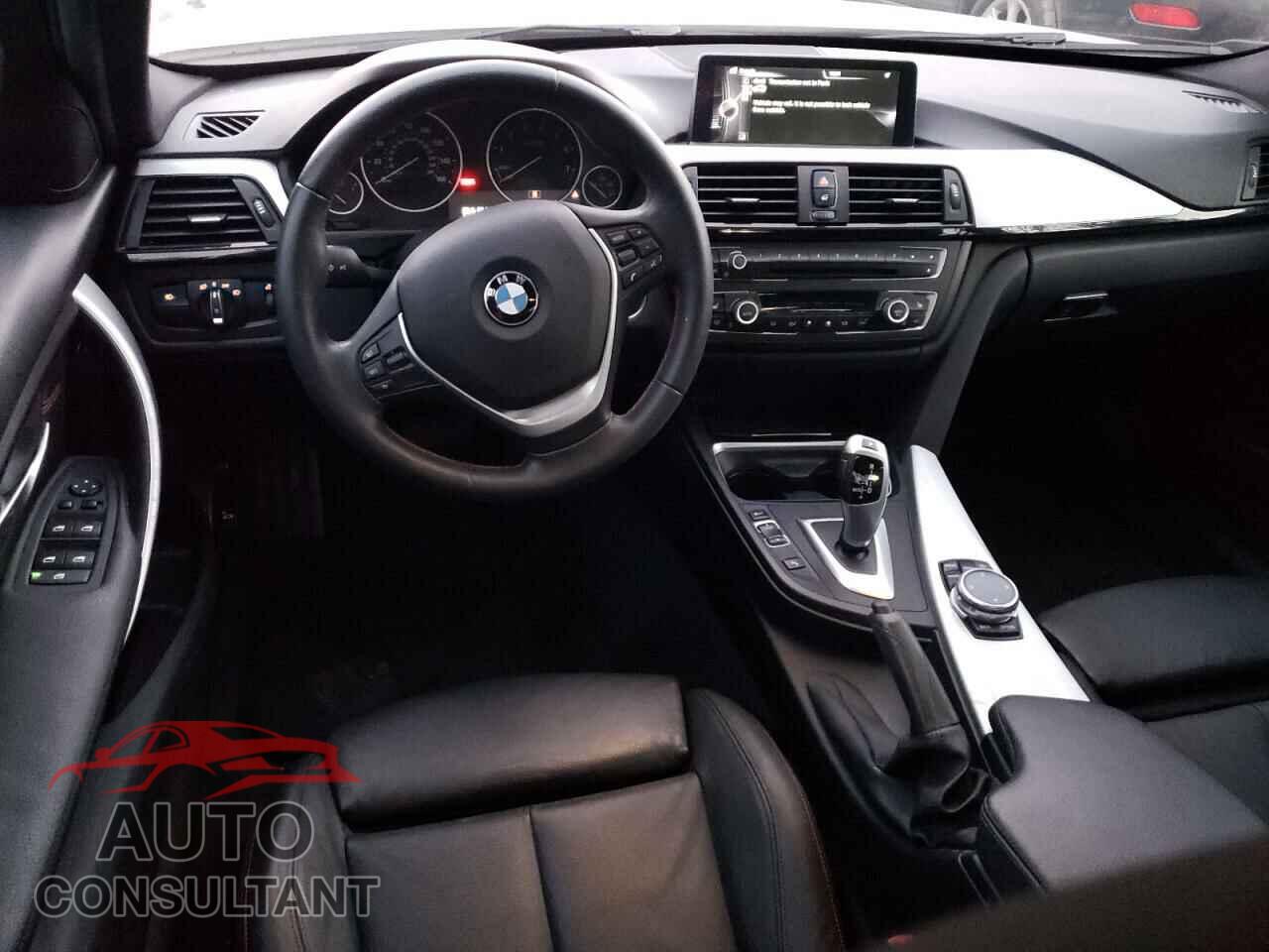 BMW 3 SERIES 2015 - WBA3C1C53FP851465