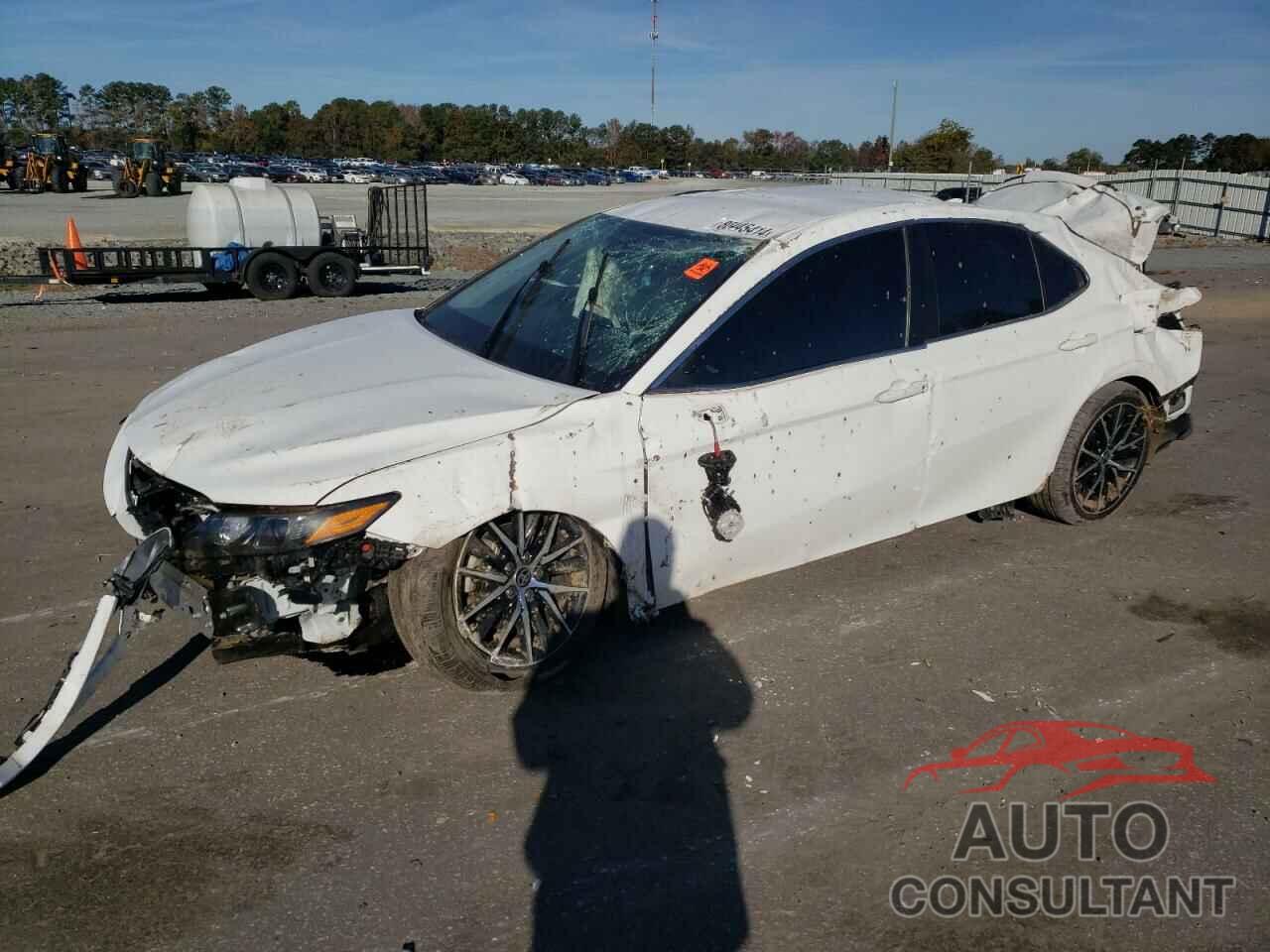 TOYOTA CAMRY 2021 - 4T1G11AK6MU563128