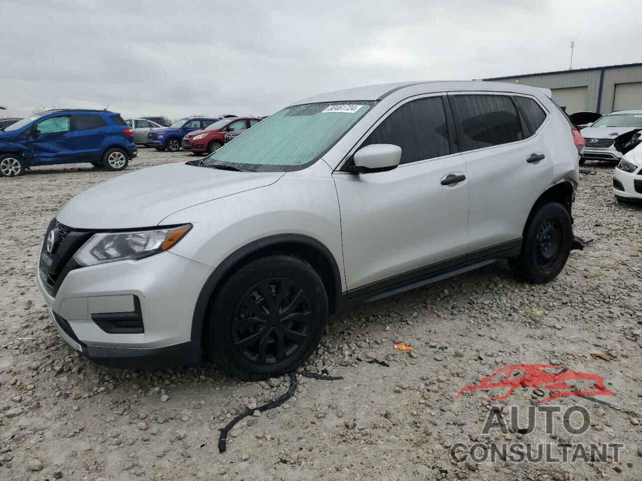 NISSAN ROGUE 2017 - KNMAT2MTXHP510130