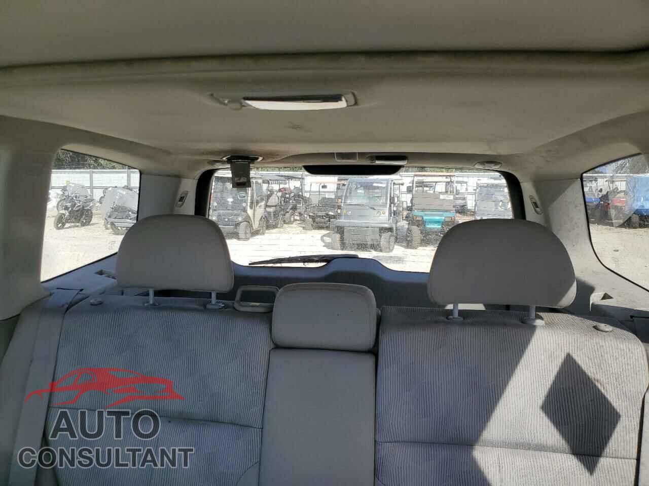 SUBARU FORESTER 2009 - JF2SH636X9H776480