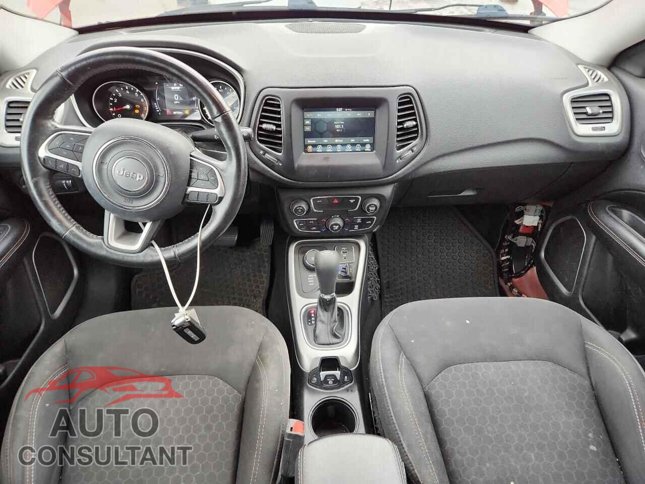 JEEP COMPASS 2019 - 3C4NJDAB5KT656128