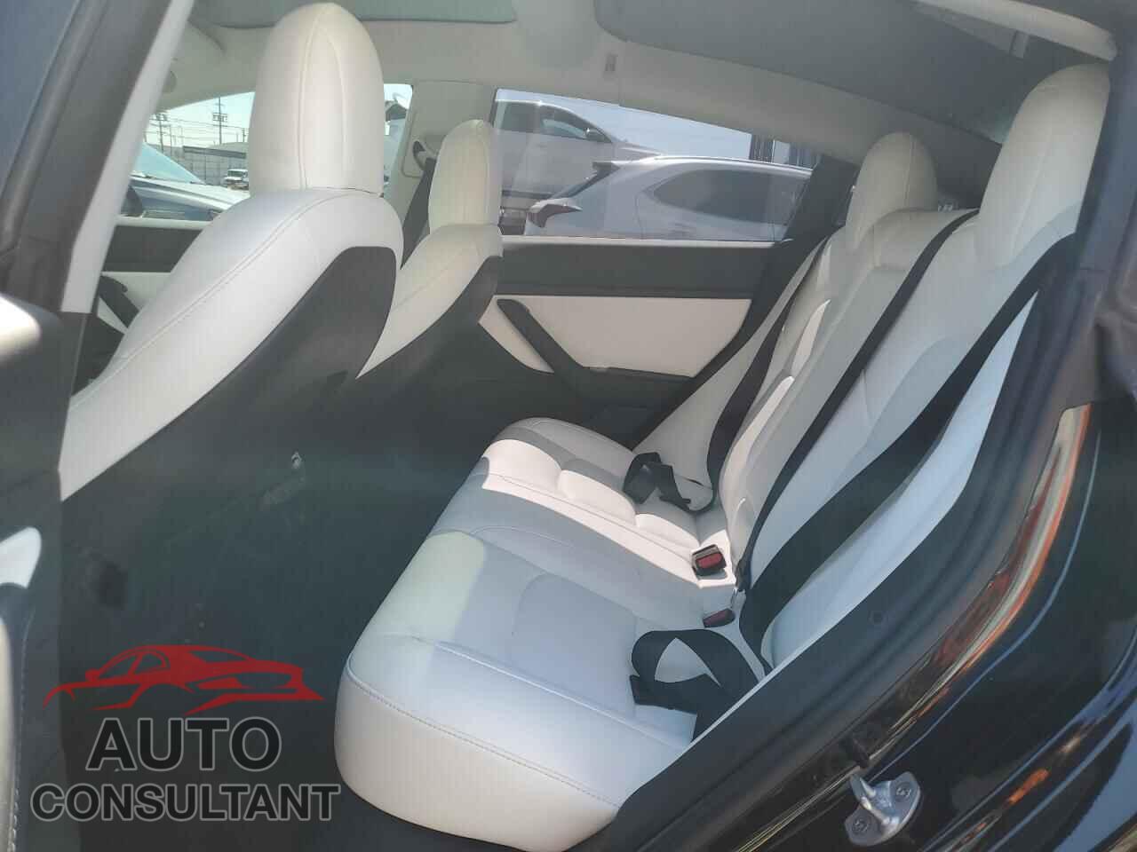 TESLA MODEL 3 2019 - 5YJ3E1EA4KF327155