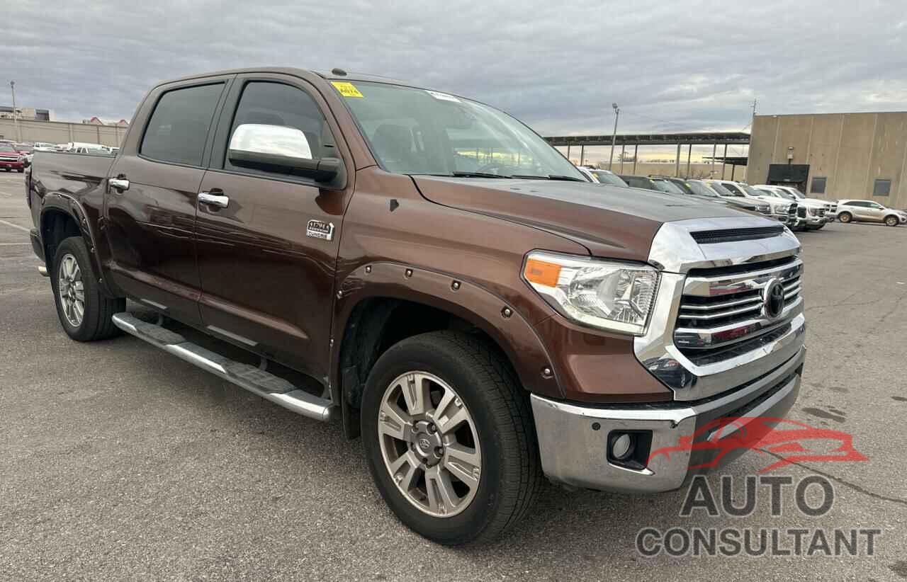 TOYOTA TUNDRA 2017 - 5TFAW5F1XHX614069