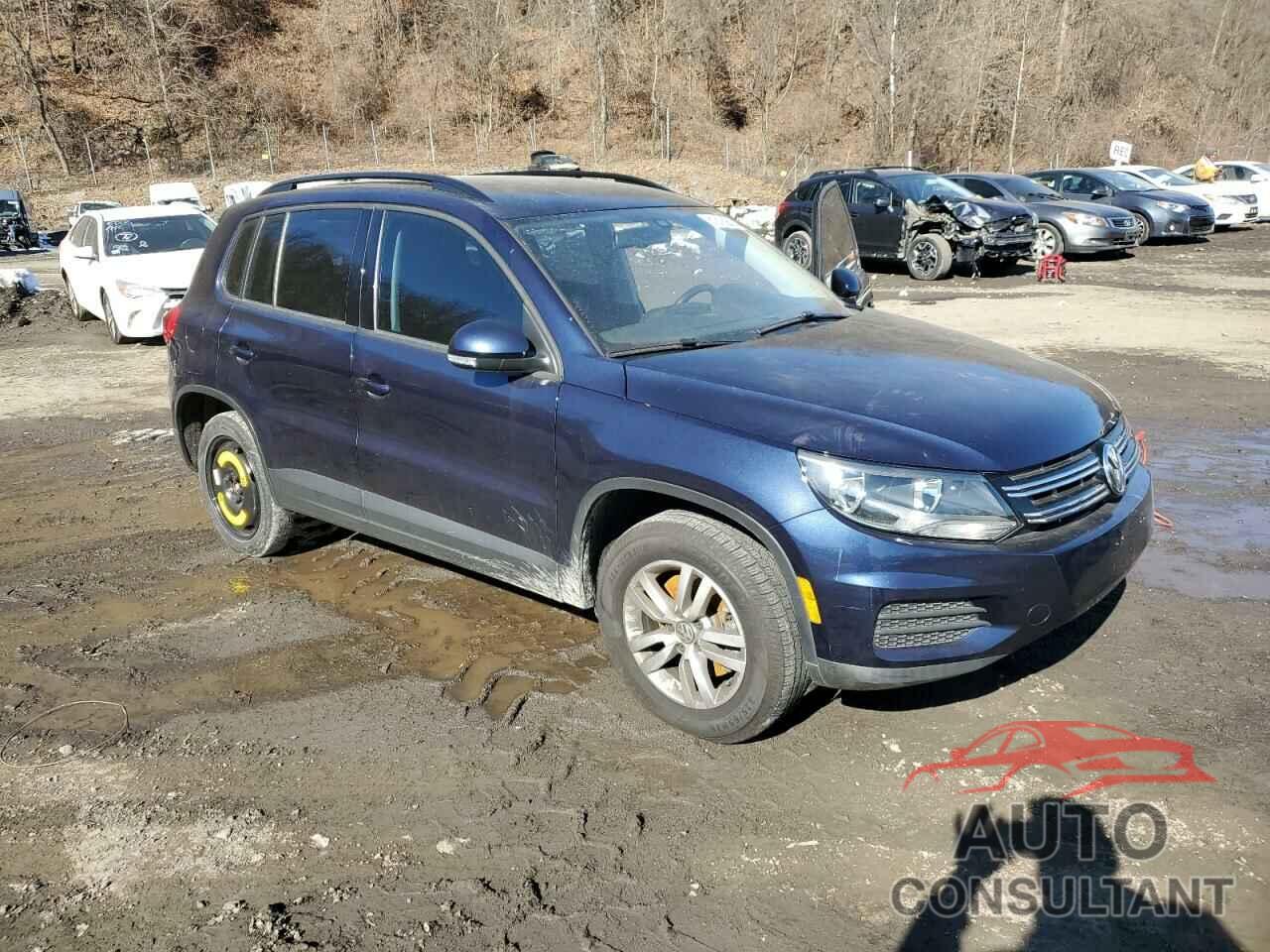 VOLKSWAGEN TIGUAN 2016 - WVGBV7AX9GW576140