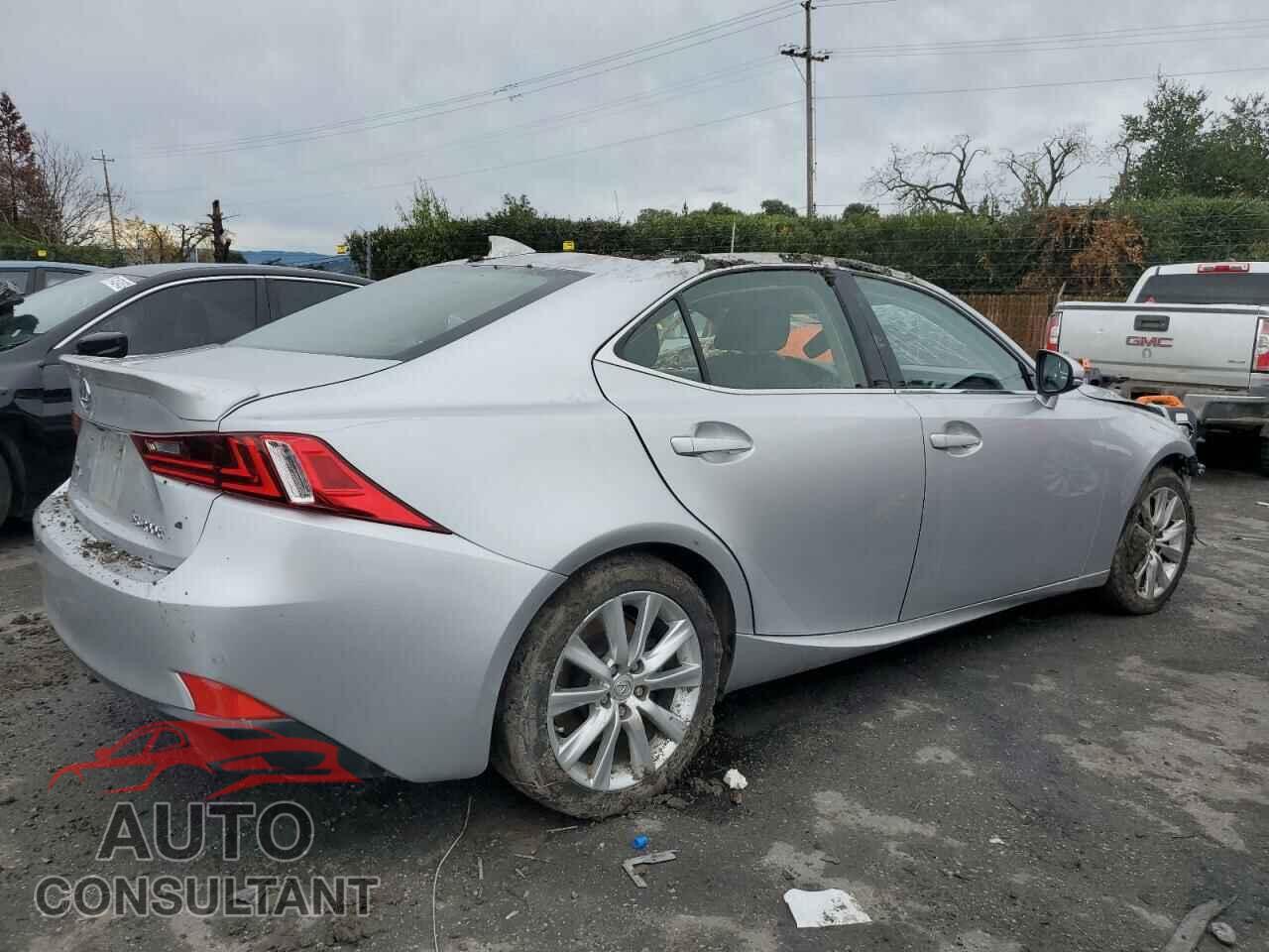 LEXUS IS 2016 - JTHBA1D22G5011858