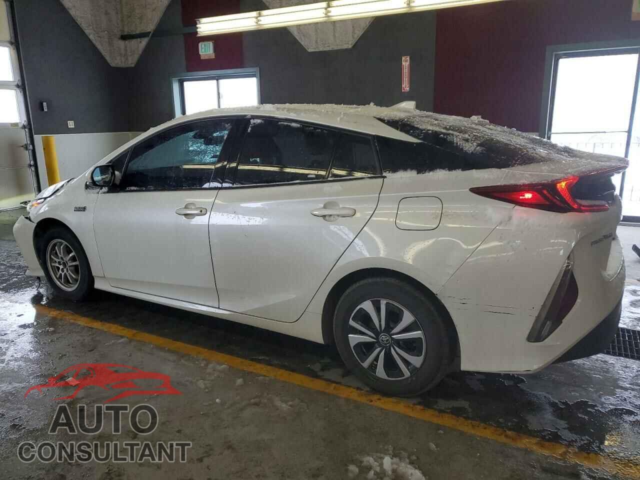TOYOTA PRIUS 2018 - JTDKARFP3J3076830