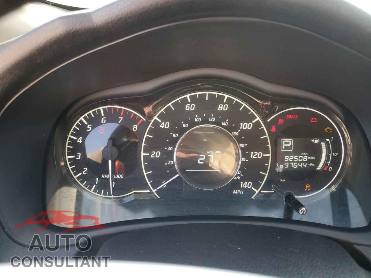 NISSAN VERSA 2017 - 3N1CE2CP3HL360237