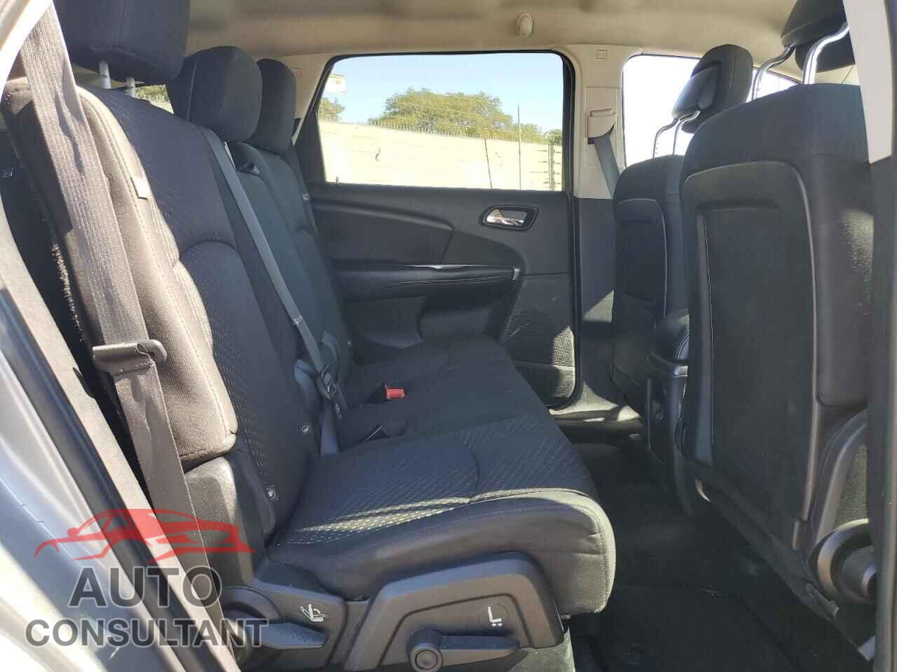DODGE JOURNEY 2015 - 3C4PDCBB6FT551886