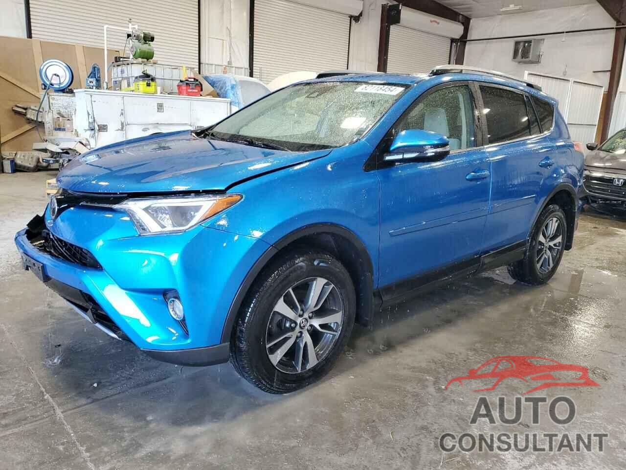 TOYOTA RAV4 2017 - JTMRFREV4HJ112191