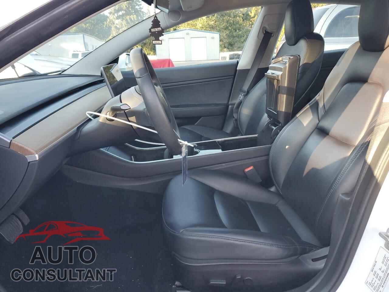 TESLA MODEL 3 2019 - 5YJ3E1EA1KF483699