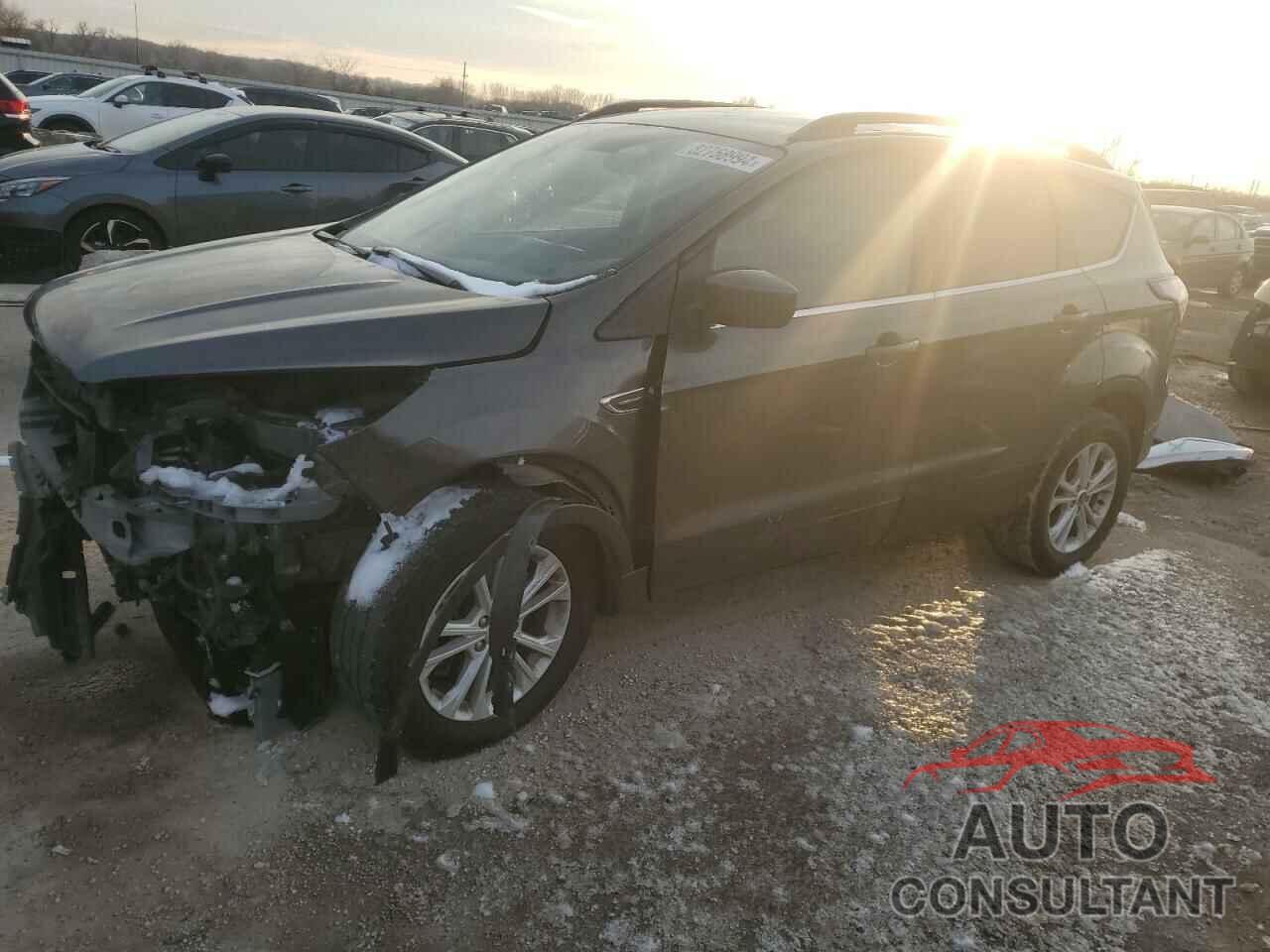 FORD ESCAPE 2018 - 1FMCU9GD7JUD04673