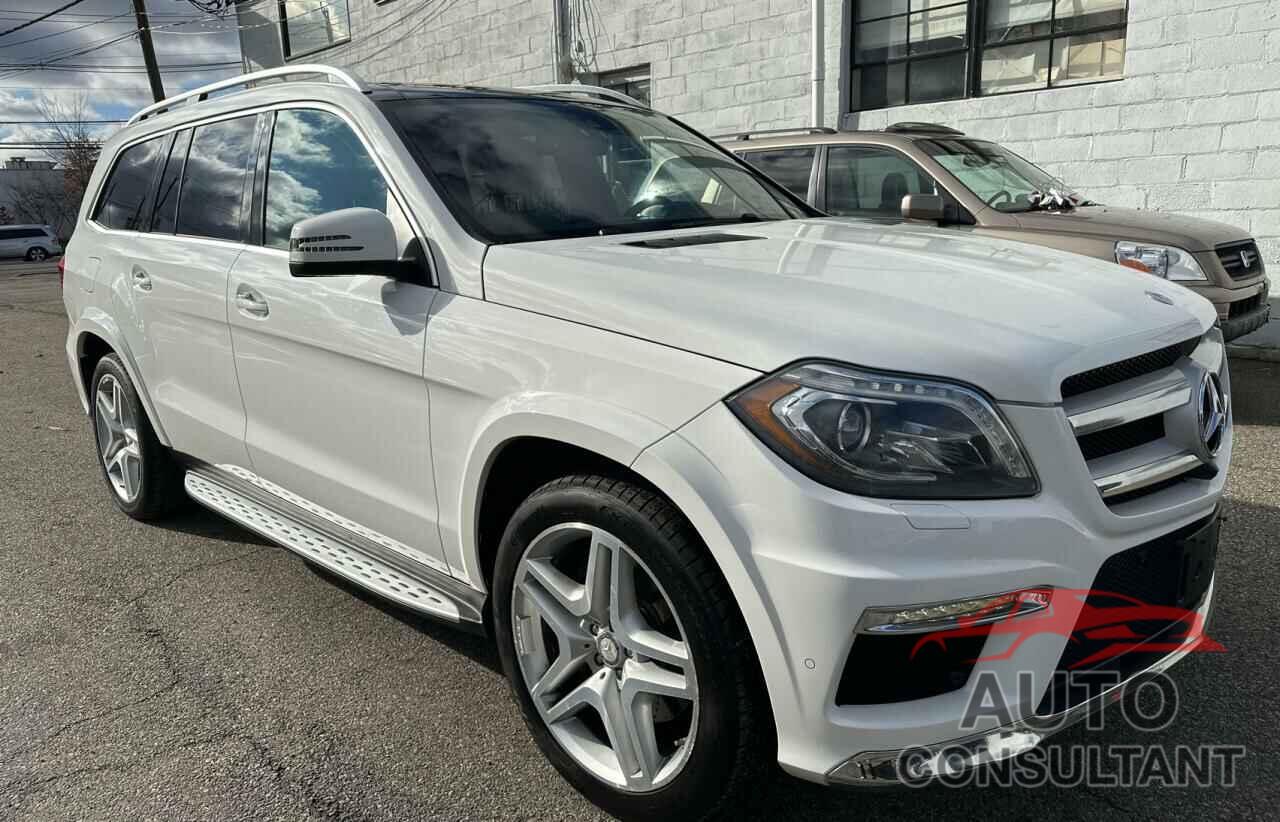 MERCEDES-BENZ GL-CLASS 2015 - 4JGDF7DE0FA557584