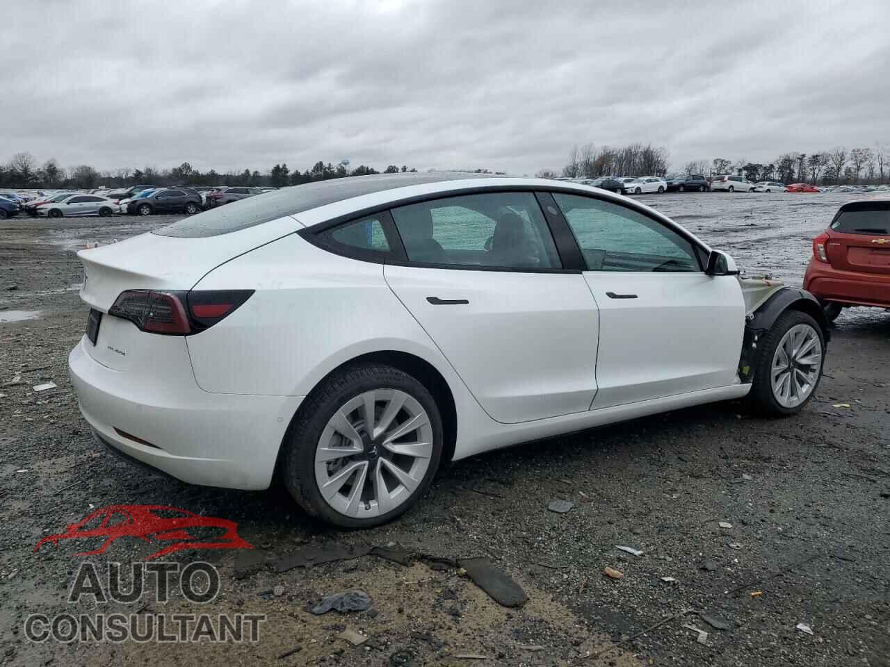 TESLA MODEL 3 2021 - 5YJ3E1EB2MF013208