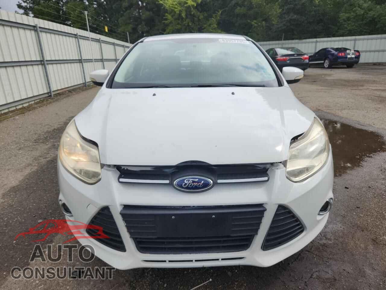FORD FOCUS 2014 - 1FADP3F22EL231324