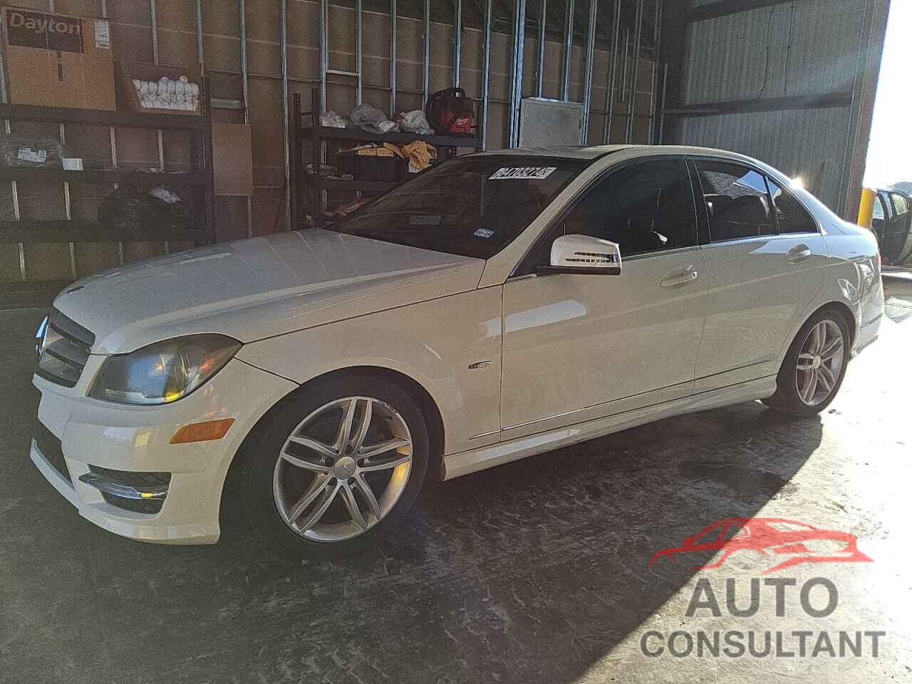 MERCEDES-BENZ C-CLASS 2012 - WDDGF4HBXCA605318