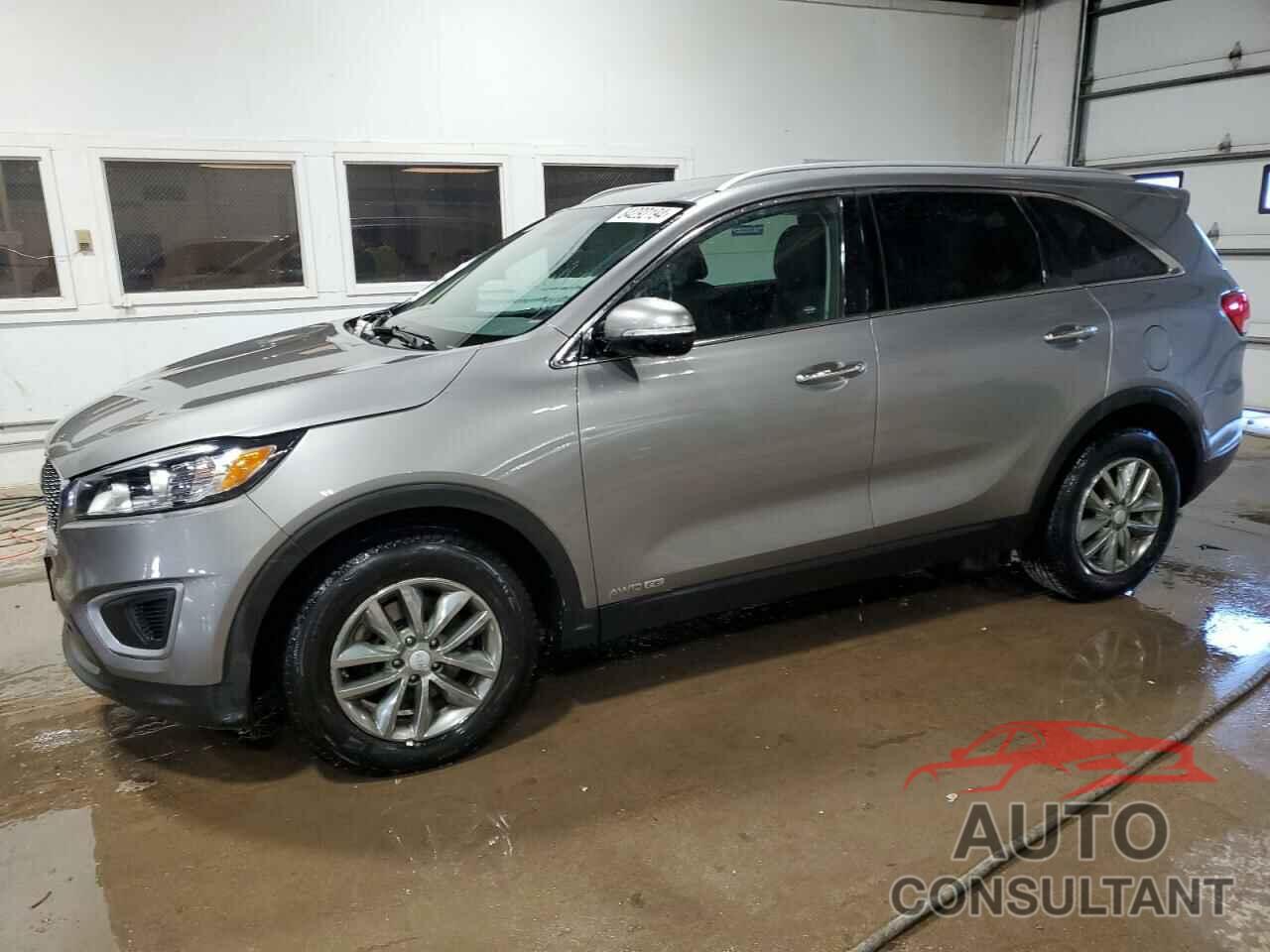 KIA SORENTO 2016 - 5XYPGDA56GG178575