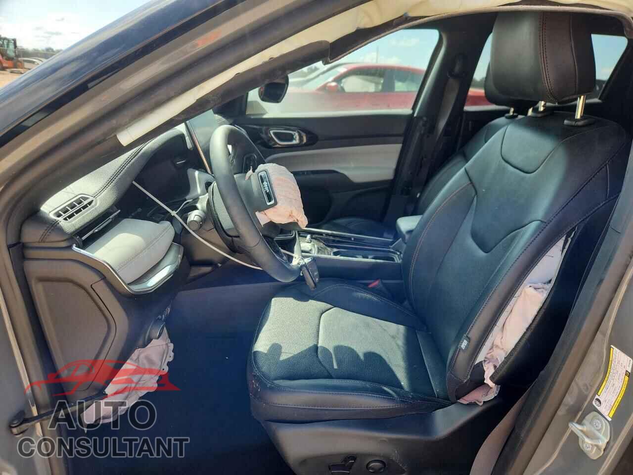 JEEP COMPASS 2024 - 3C4NJDCN8RT585380