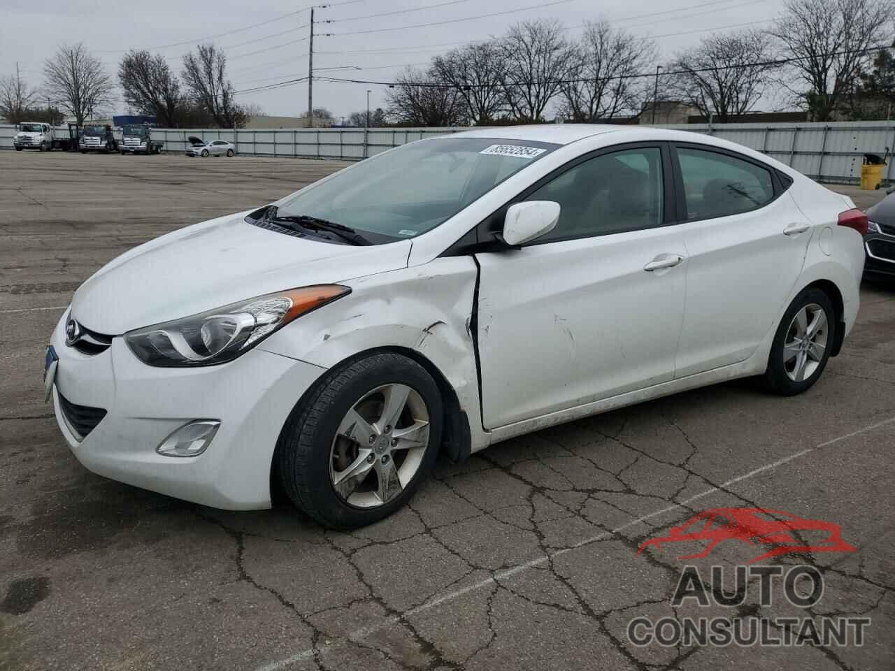 HYUNDAI ELANTRA 2013 - 5NPDH4AE8DH398403