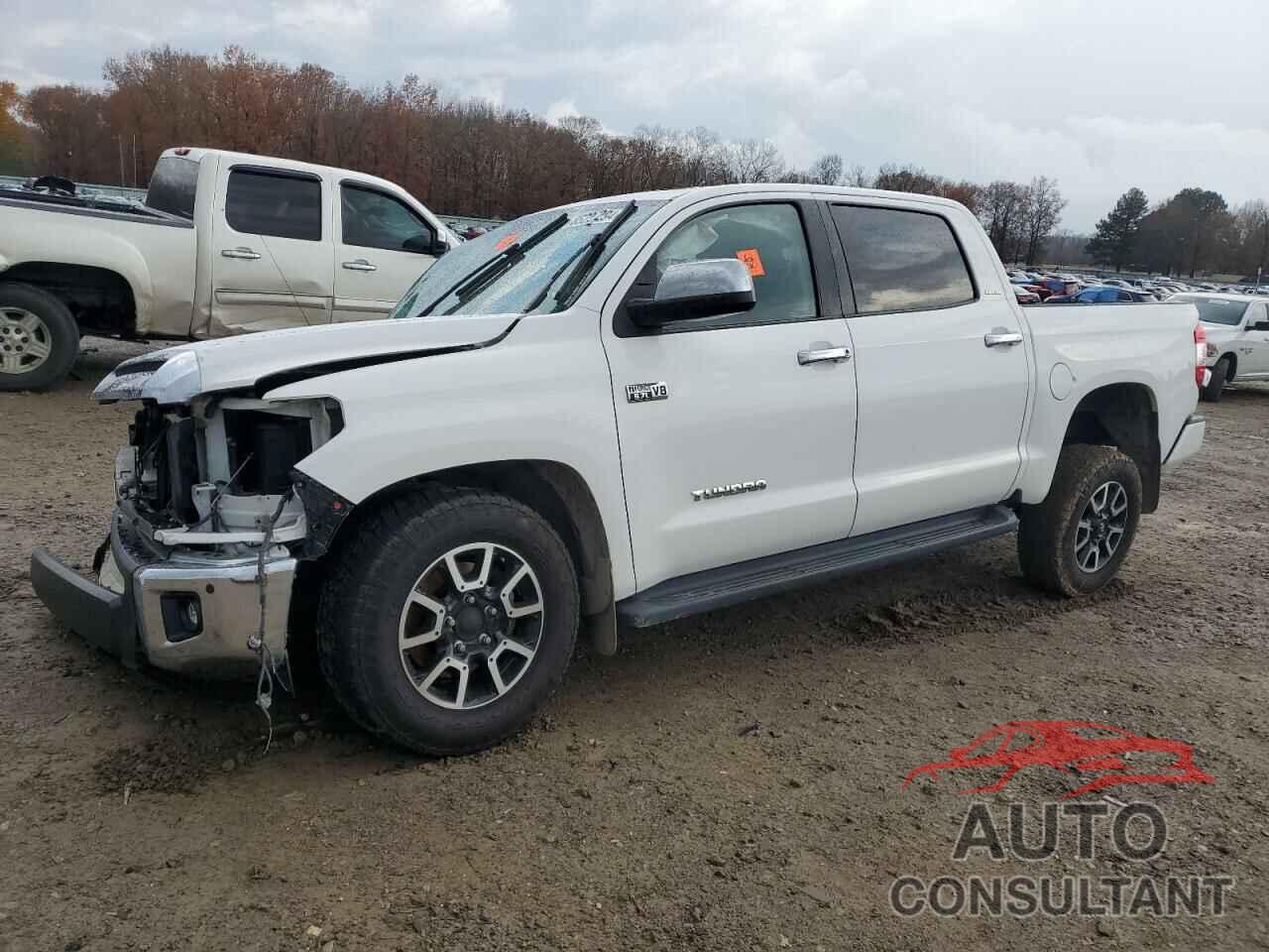 TOYOTA TUNDRA 2019 - 5TFHY5F18KX848095