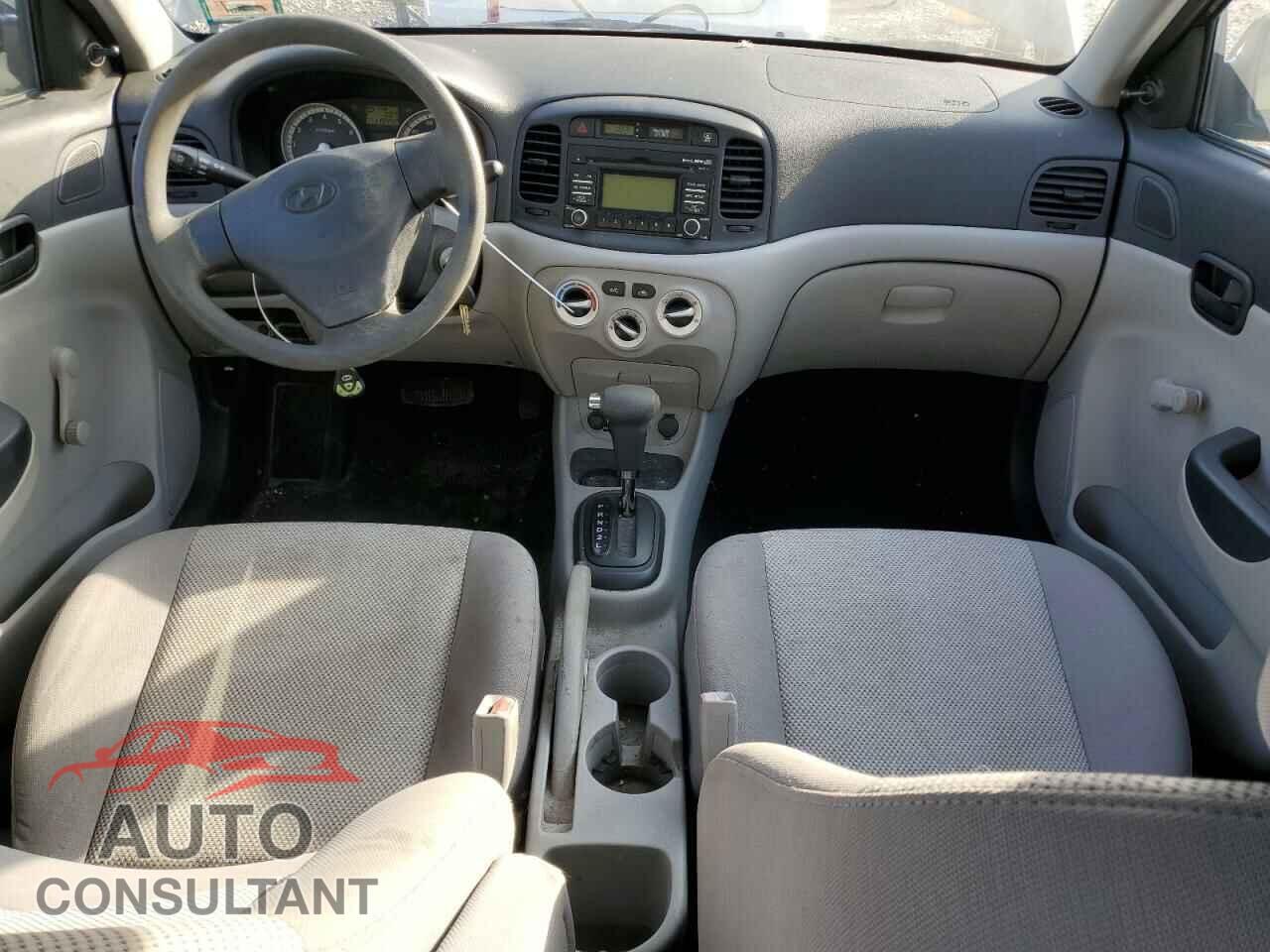 HYUNDAI ACCENT 2009 - KMHCN46C39U320809