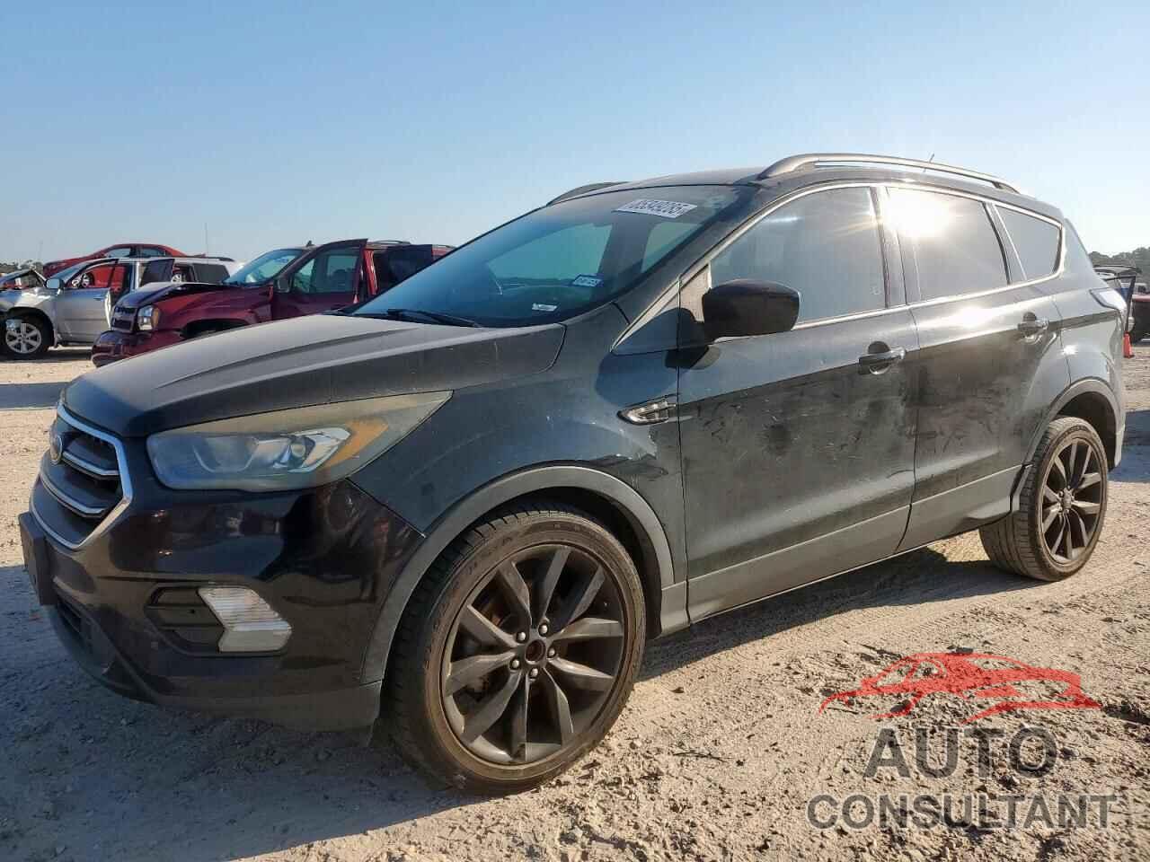 FORD ESCAPE 2017 - 1FMCU0GD3HUC24616