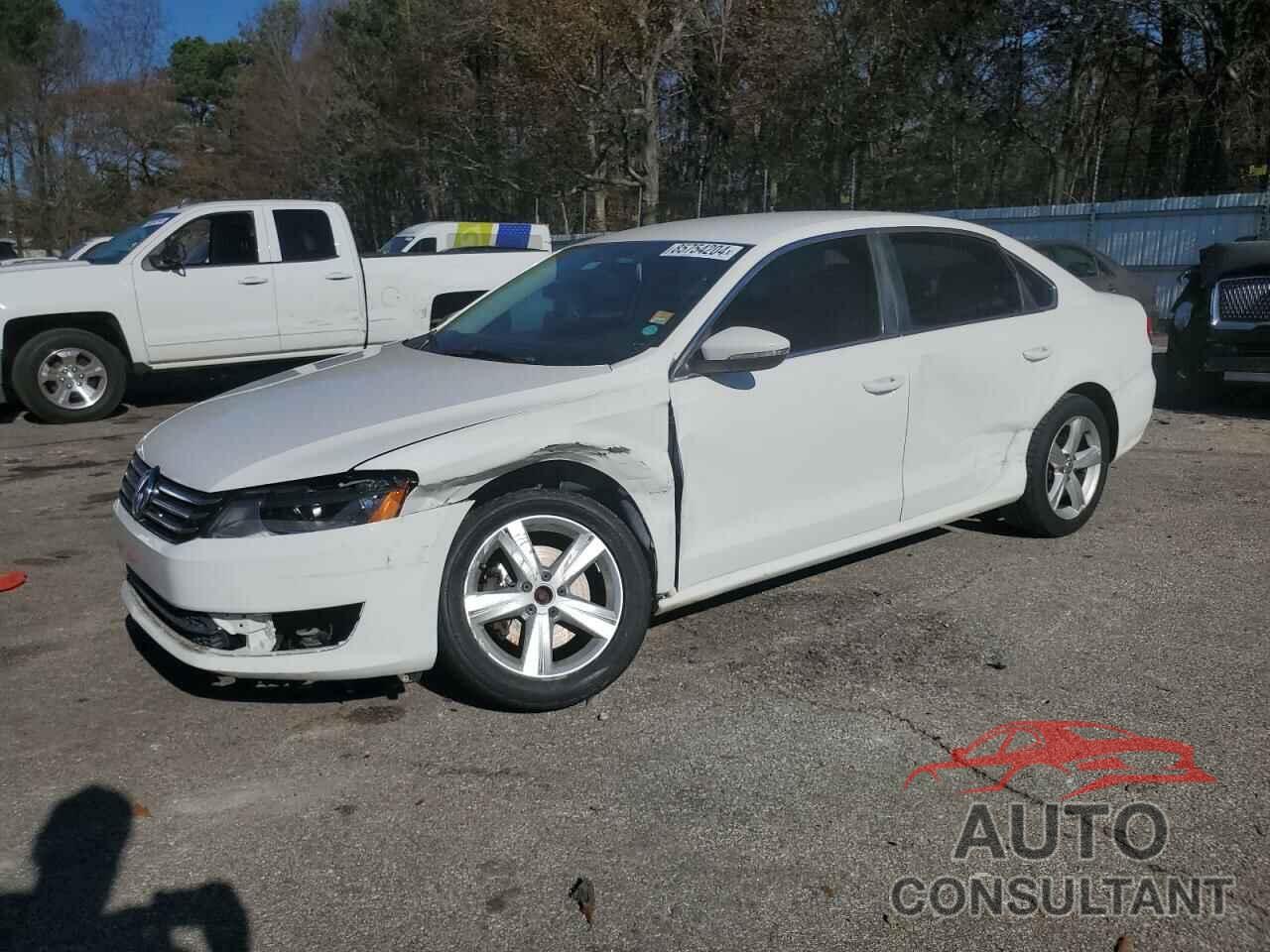 VOLKSWAGEN PASSAT 2012 - 1VWBH7A32CC050014