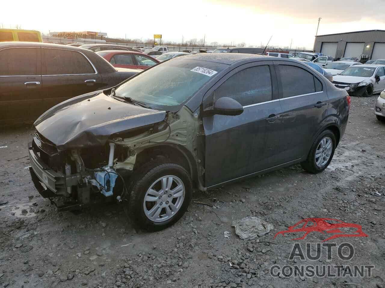CHEVROLET SONIC 2013 - 1G1JC5SHXD4245150