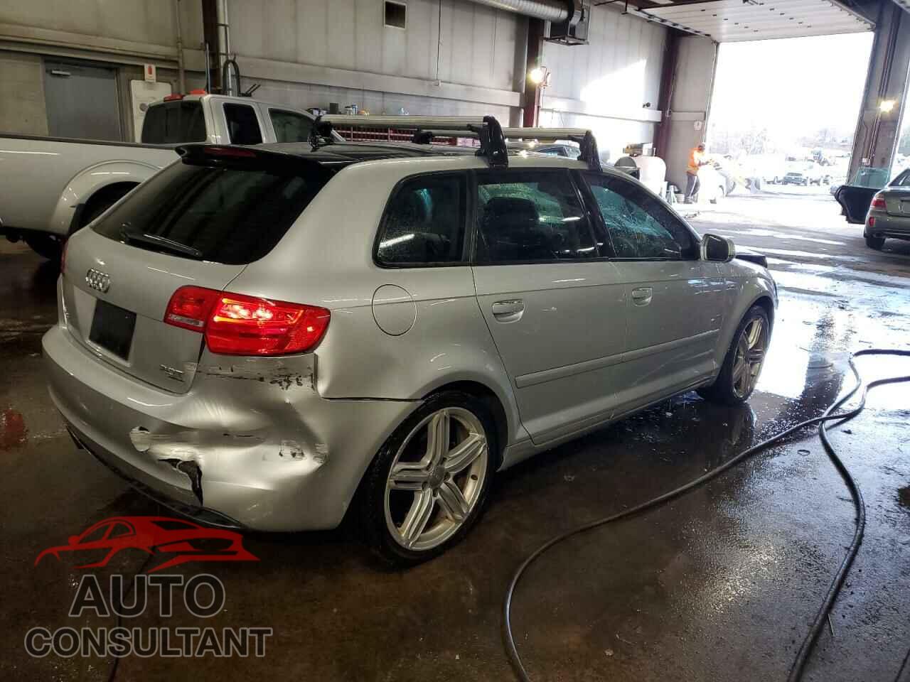 AUDI A3 2013 - WAUMFAFM6DA034134