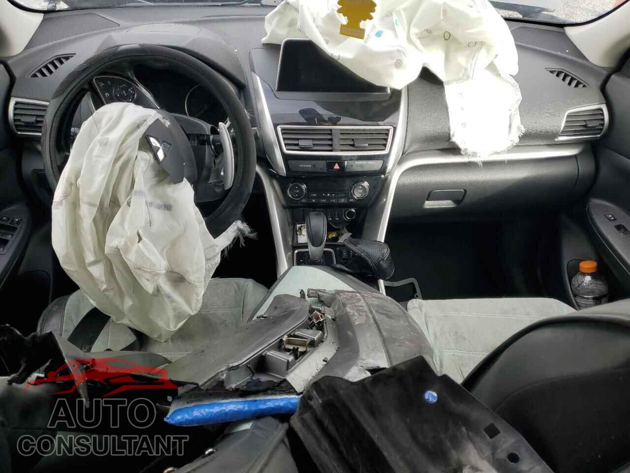 MITSUBISHI ECLIPSE 2018 - JA4AT5AA1JZ063633