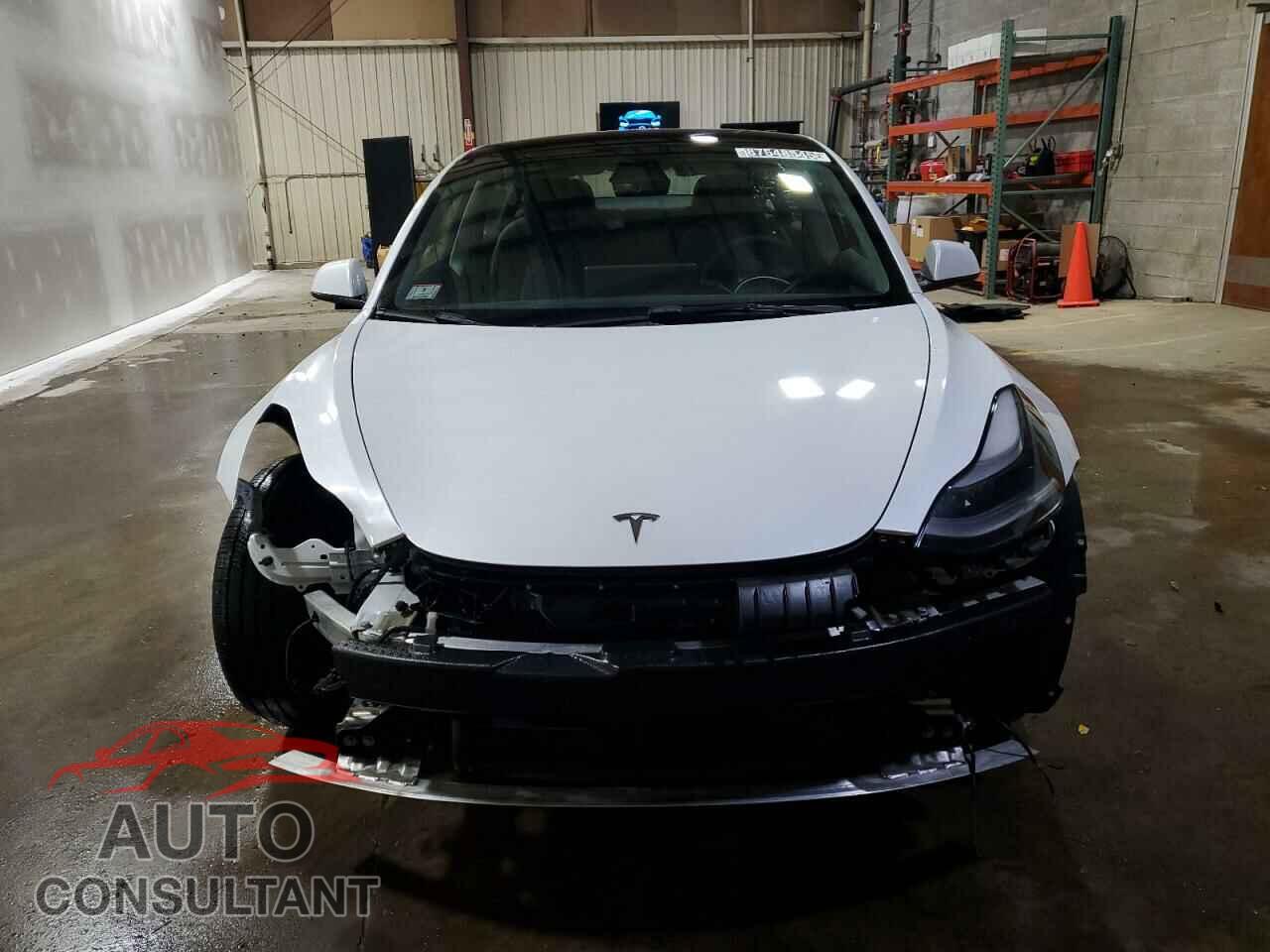 TESLA MODEL 3 2023 - 5YJ3E1EA0PF437627