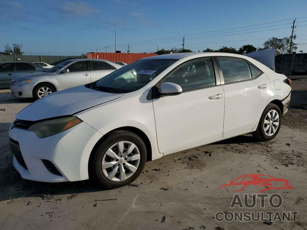 TOYOTA COROLLA 2015 - 2T1BURHE2FC367143