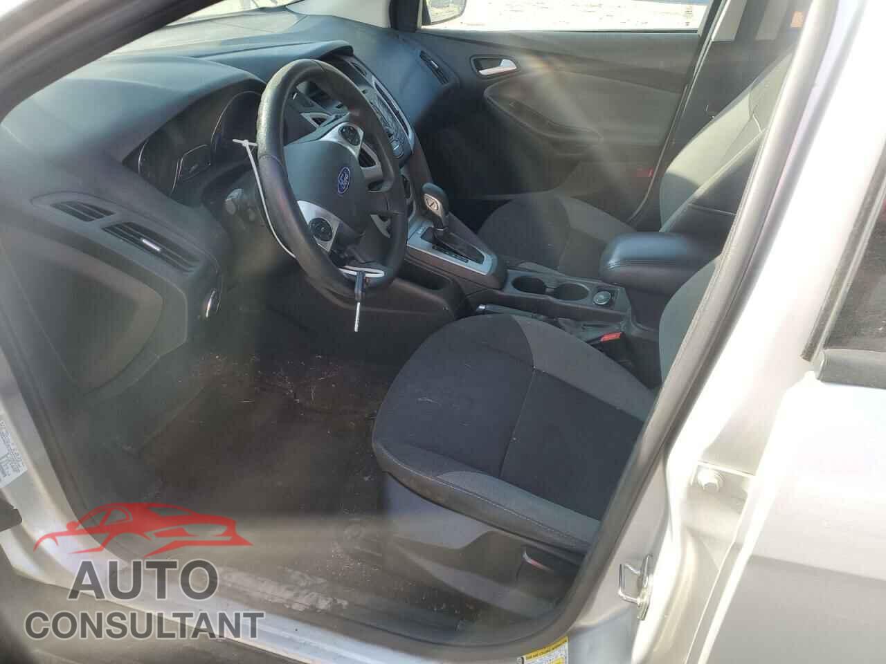 FORD FOCUS 2014 - 1FADP3F2XEL462665