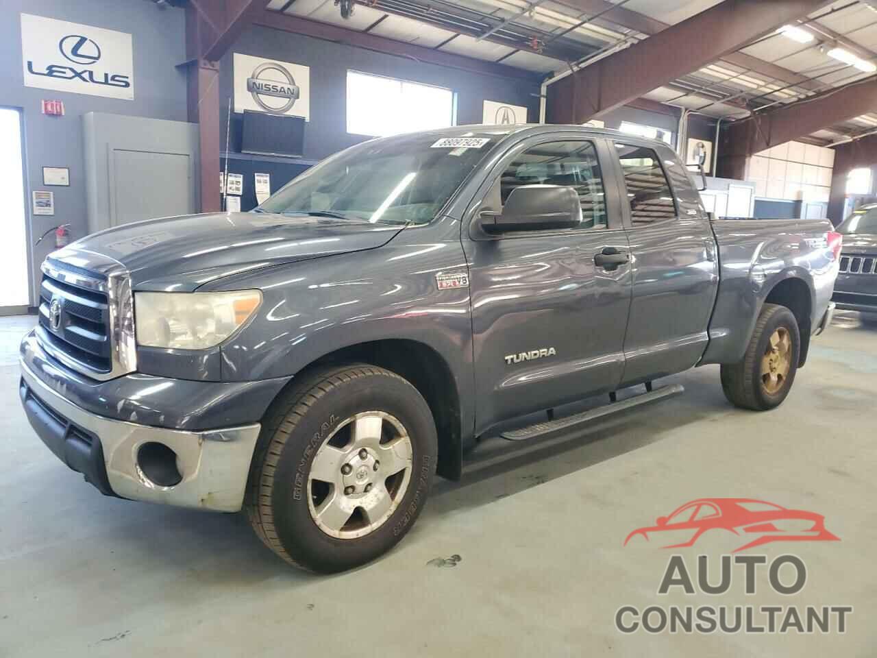 TOYOTA TUNDRA 2010 - 5TFUY5F15AX127598